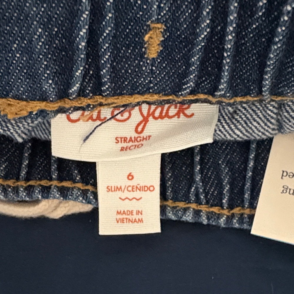 Cat & Jack Classic Denim Boy’s Jeans - Picture 4 of 4